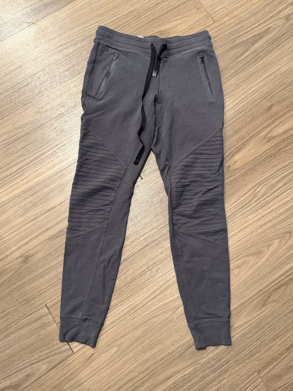 ALO Moto Joggers